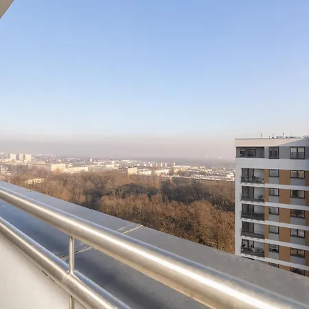 Stylish Beige With One Bedroom And Parking In By Renters *